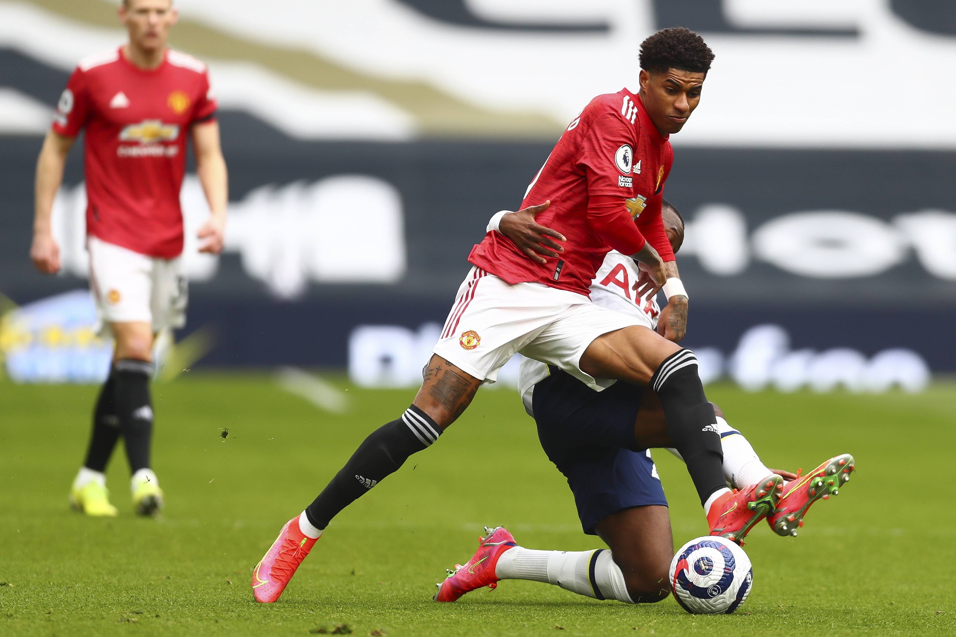 后的空缺 后的空缺